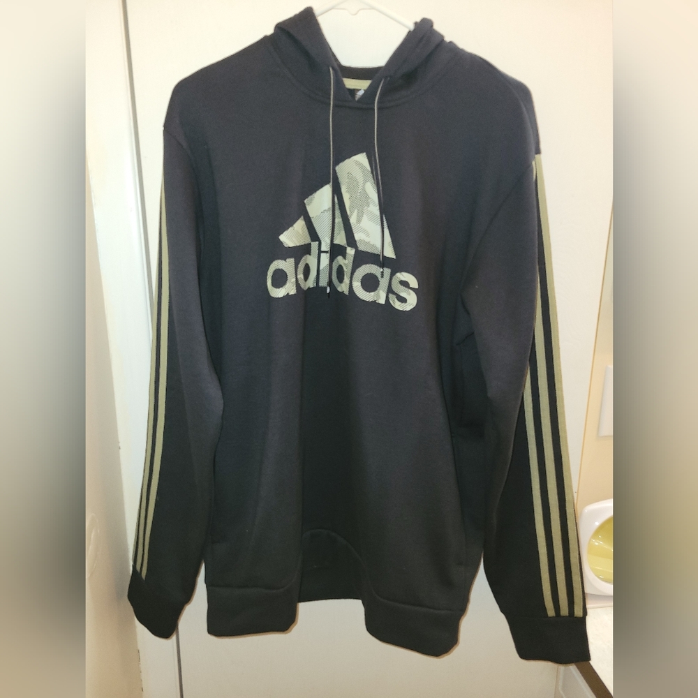 Adidas Size Medium black camo logo hoodie